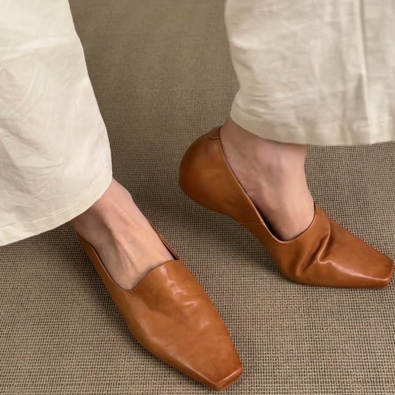 Embroidery Flat Shoes - Ретро-лоферы женские, без застежек, в британском
