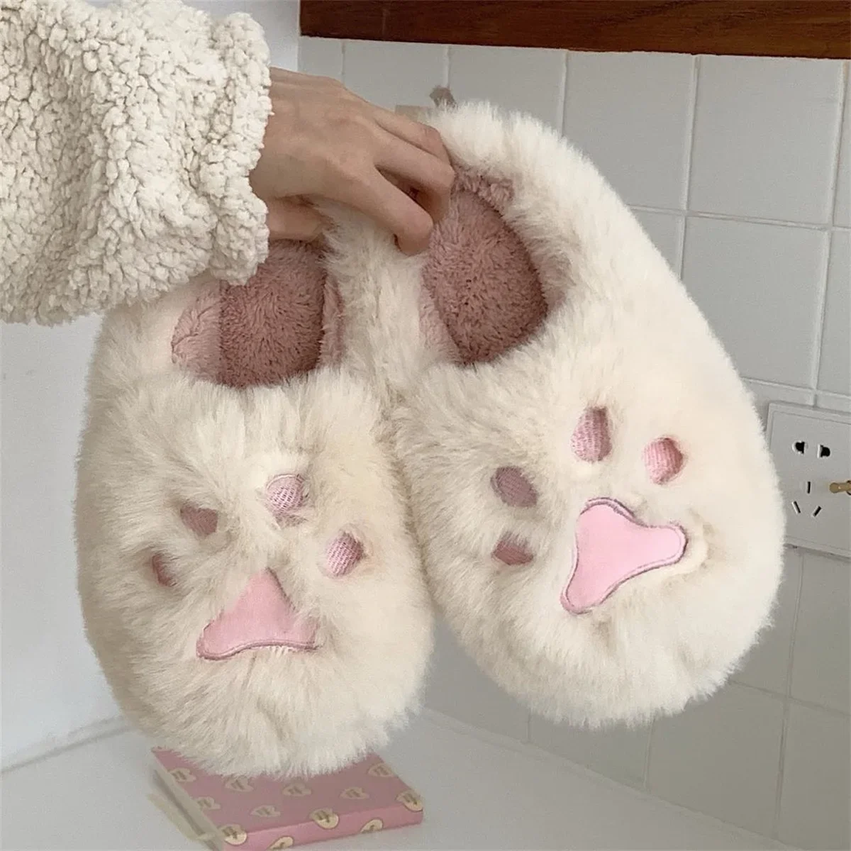 Женские пушистые меховые плюше – обзор и цена Embroidery Xmas
