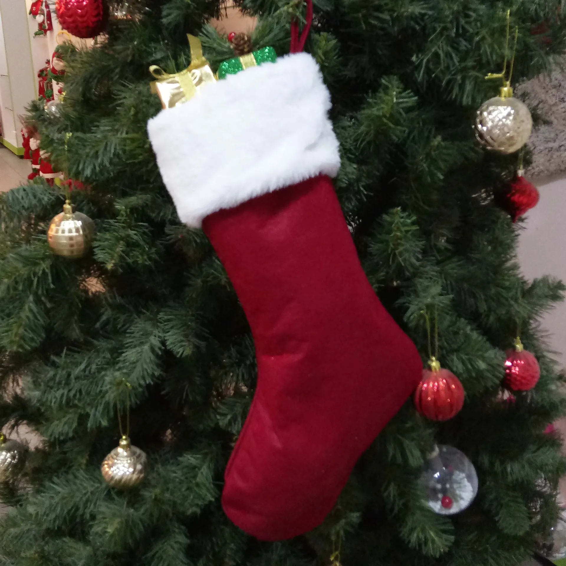 Красные рождественские носки-г – обзор и цена Embroidery Xmas Stocking